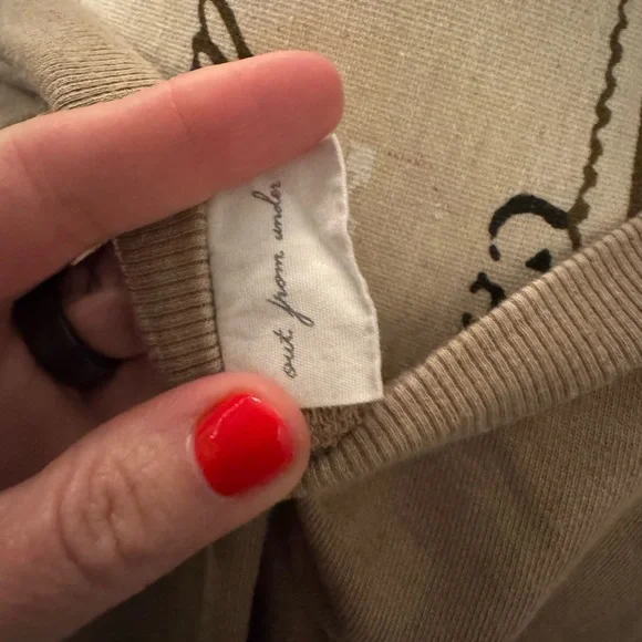 URBAN OUTFITTERS OUT FROM UNDER NOTCH NECK CREW NECK - Picture 4 of 5